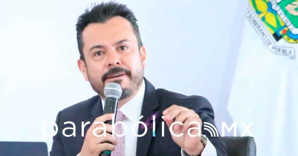 Define Congreso formato de la comparecencia de Garc&iacute;a Parra