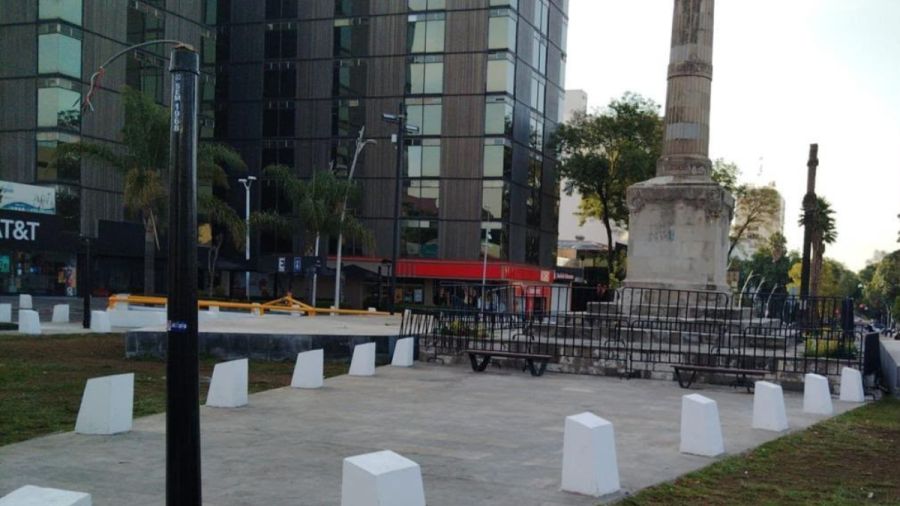 Realiza Gobierno de la Ciudad limpieza de la avenida Ju&aacute;rez