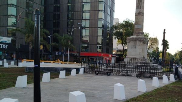 Realiza Gobierno de la Ciudad limpieza de la avenida Ju&aacute;rez