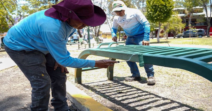 Fortalece Gobierno de Pepe Chedraui mantenimiento de mobiliario urbano en parques para el bienestar de las familias