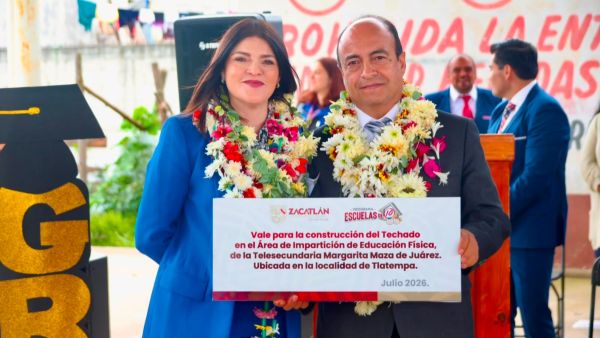 Anuncia Bety S&aacute;nchez construcci&oacute;n de techado en Tlatempa