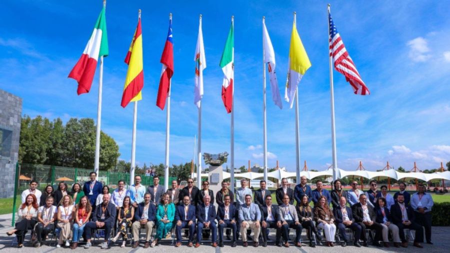 Trazan desde An&aacute;huac Puebla el futuro de la educaci&oacute;n ante la IA