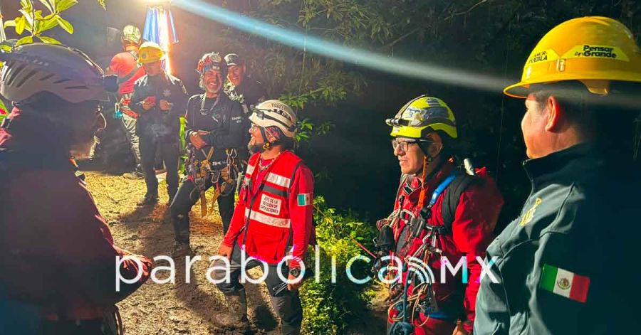 Se mantiene por tercer d&iacute;a consecutivo b&uacute;squeda en Gruta de Chichicazapa de Cuetzalan