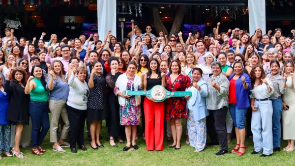 Refrenda &ldquo;La Bonita&rdquo; S&aacute;nchez compromiso con educaci&oacute;n y deporte
