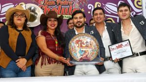 Presentaci&oacute;n exitosa de Tierra Sagrada en la Gran Feria Milenaria