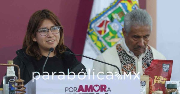 &ldquo;Mejor cierren esa escuela&rdquo;, reprocha estudiante violentada de la Normal de Teteles