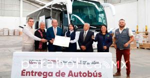 Entrega Segob el autob&uacute;s gestionado para la Normal Rural &ldquo;Carmen Serd&aacute;n&rdquo;