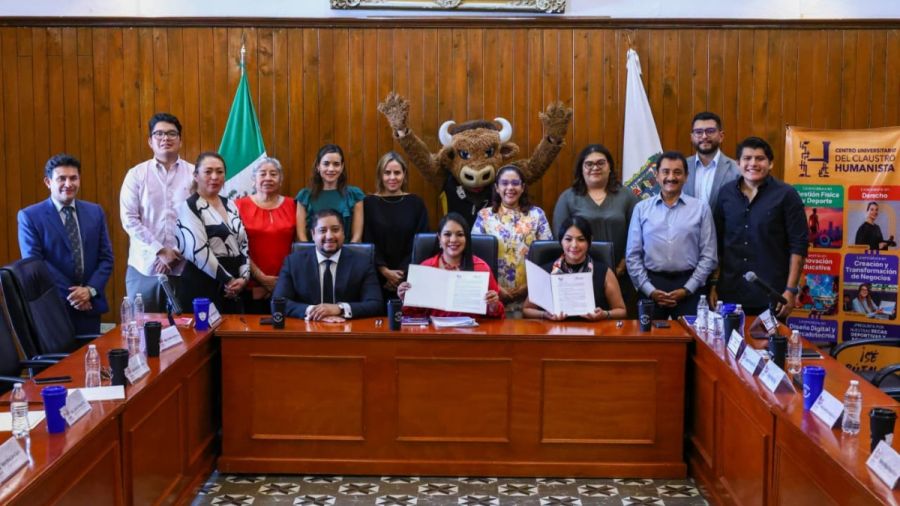 Colaborar&aacute;n San Pedro Cholula con Centro Universitario del Claustro Humanista