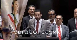 Refrenda To&ntilde;o L&oacute;pez Ruiz lealtad del PT a Sheinbaum con un estandarte