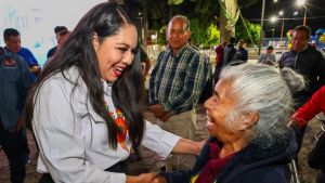 Comienza Tonantzin Fern&aacute;ndez informes en juntas auxiliares