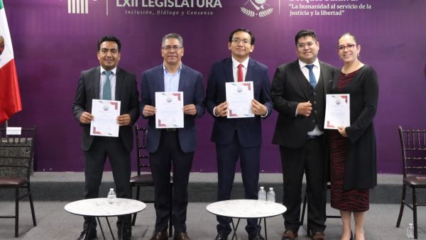 Participa Marcos Castro en conferencia sobre retos del Derecho mexicano