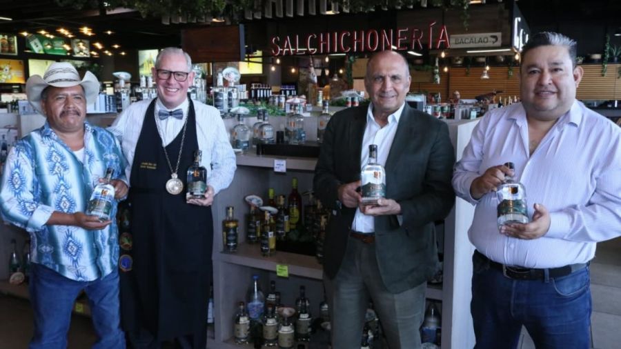 Arranca Mezcal Puebla Cinco de Mayo distribuci&oacute;n nacional