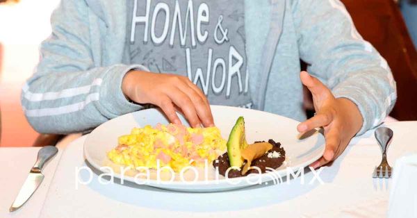 Sensibiliza DIF a familias sobre ceguera y baja visi&oacute;n