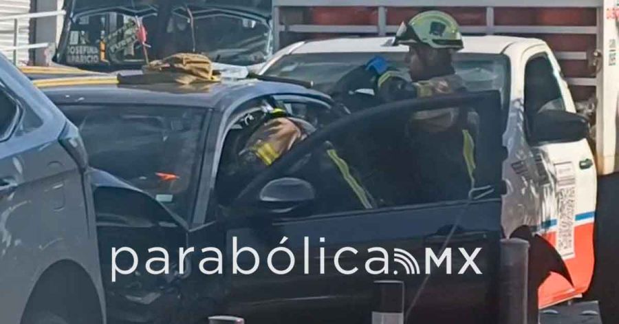 Deja una persona prensada carambola en Calzada Zaragoza
