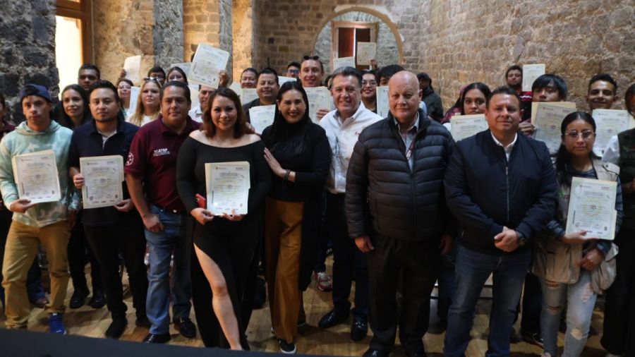 Entrega Zacatl&aacute;n certificados a anfitriones tur&iacute;sticos