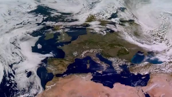 Azota ola de calor a Europa; rompe marcas hist&oacute;ricas