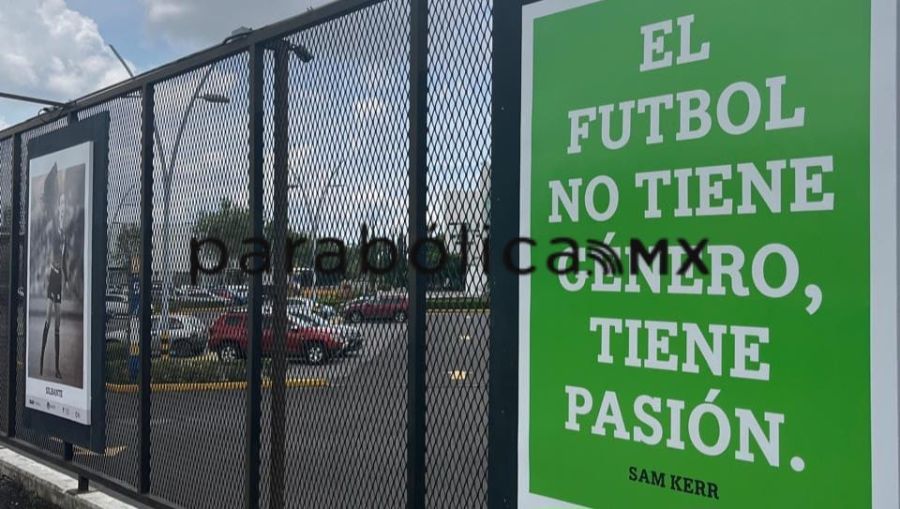 Expone la BUAP arte y f&uacute;tbol, previo a la Copa del Mundo
