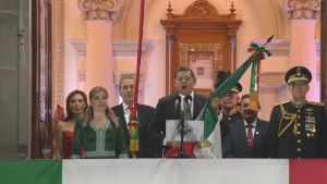 Desde Puebla, el gobernador Armenta da el Grito de Independencia