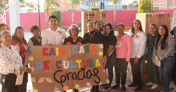 Entregan en San Andr&eacute;s Cholula equipamiento a escuelas que se suman al programa de Desayunadores Escolares
