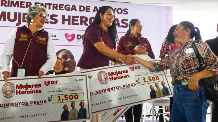Entrega Tonantzin Fern&aacute;ndez apoyos del programa Mujeres Hero&iacute;nas
