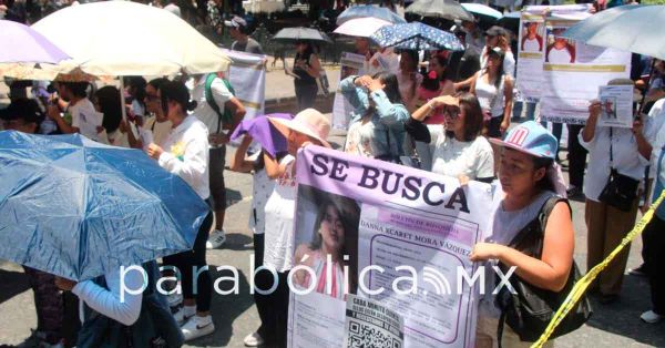 Marchan por Danna y Mario, dos menores sin rastro en Puebla