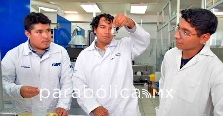 Proponen estudiantes BUAP reactor h&iacute;brido para producir biog&aacute;s y biodi&eacute;sel