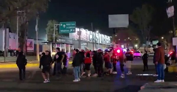 Empa&ntilde;a violencia partido entre el Puebla y Toluca en el Cuauht&eacute;moc