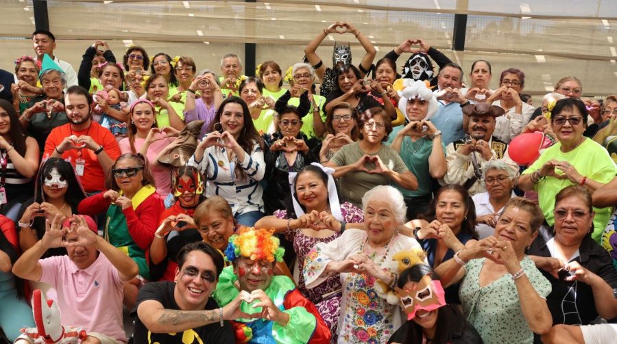 Protege DIF con calidez y atenci&oacute;n integral a personas adultas mayores