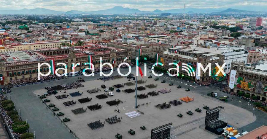 Desfile C&iacute;vico Militar por el 216 Aniversario de la Independencia en la Ciudad de M&eacute;xico