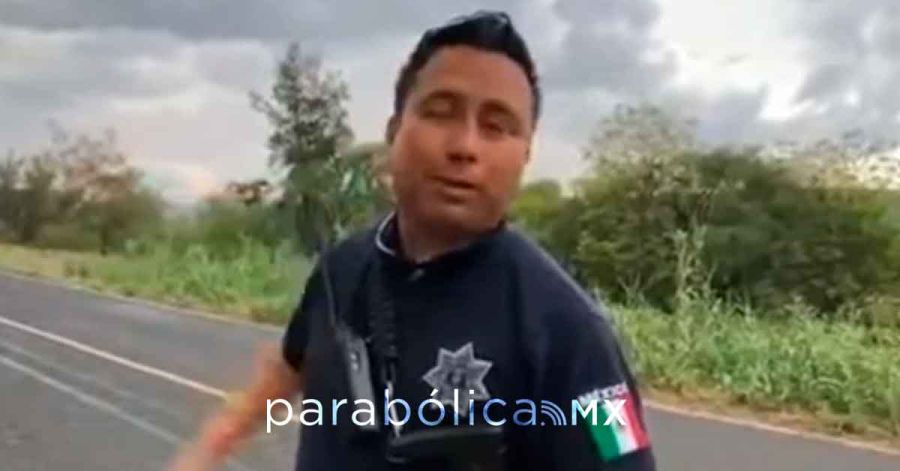 Golpea polic&iacute;a de Tehuac&aacute;n a reportero Iv&aacute;n Gonz&aacute;lez; ayuntamiento &ldquo;da seguimiento&rdquo;