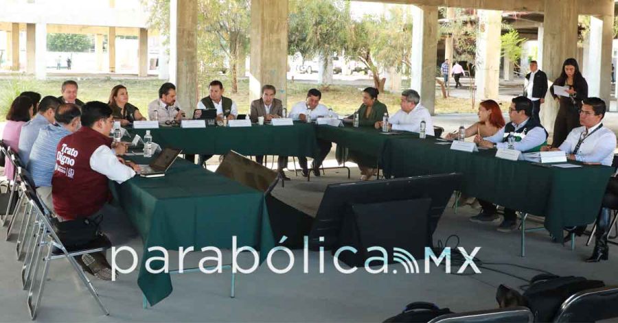 Analiza IMSS retomar proyecto CIMA; Robledo y Armenta charlan en las instalaciones