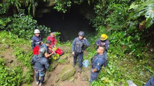 Localizan a &uacute;ltima persona perdida en gruta de Cuetzalan