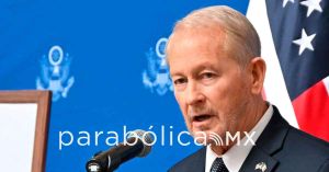 Cooperaci&oacute;n no debe ser discusi&oacute;n pol&iacute;tica, responde el Embajador Ronald Johnson