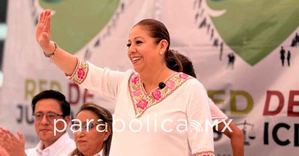 Deciden las mujeres el futuro que se construye en Puebla, afirma Laura Artemisa