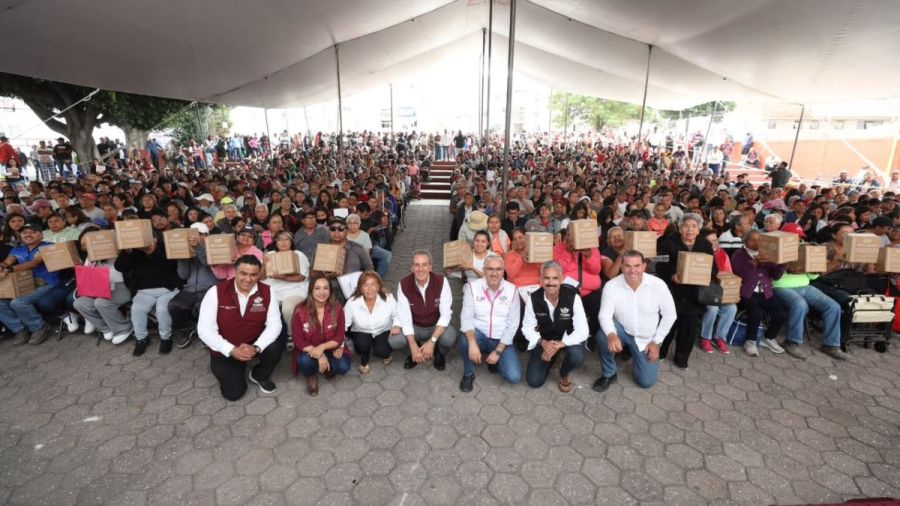 Entrega Pepe Chedraui m&aacute;s de 5 mil apoyos en La Margarita