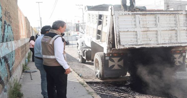 Mejora Ayuntamiento de Puebla las vialidades de la capital con el programa de bacheo permanente