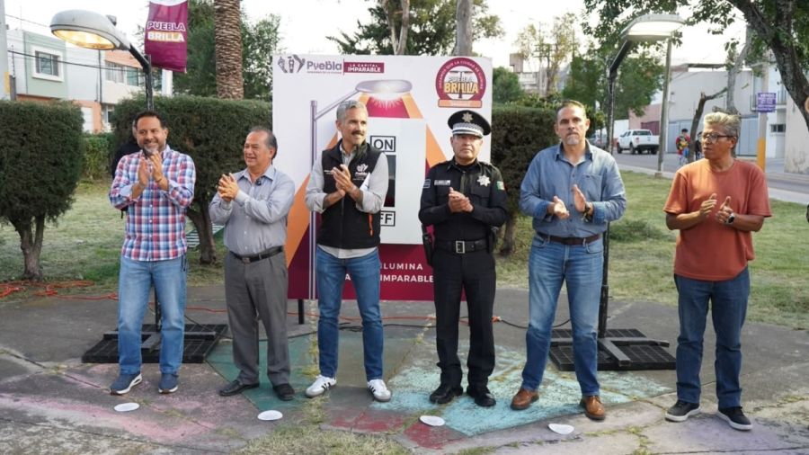 Con Puebla Brilla, modernizan alumbrado p&uacute;blico en la colonia Reforma