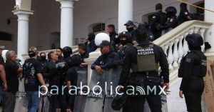 Blinda Segob a alcaldesa de Acatl&aacute;n ante amenazas de "Los Rojos"