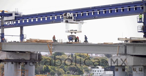 Destacan la construcci&oacute;n del "Puente de la Transformaci&oacute;n"