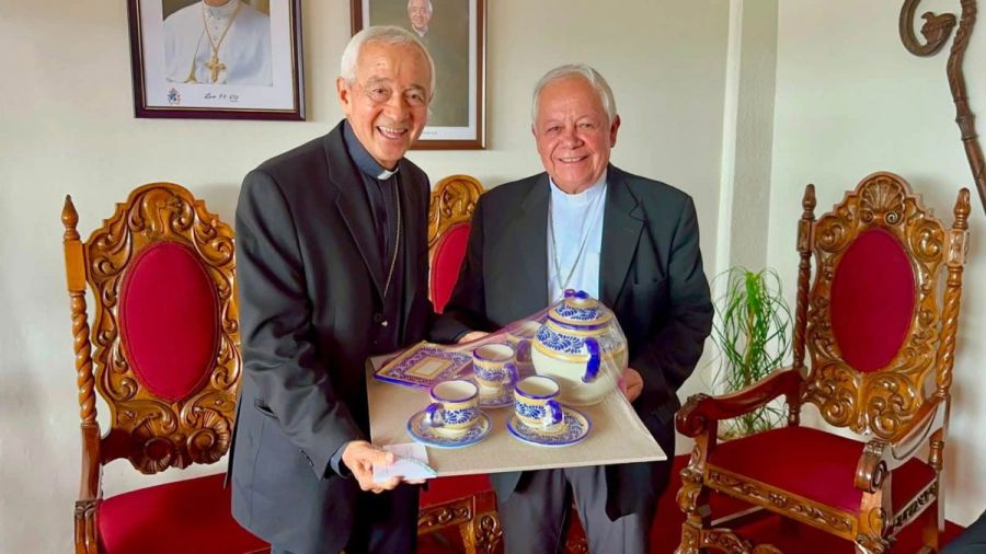 Inicia la transici&oacute;n en la Arquidi&oacute;cesis de Puebla; se re&uacute;nen arzobispos