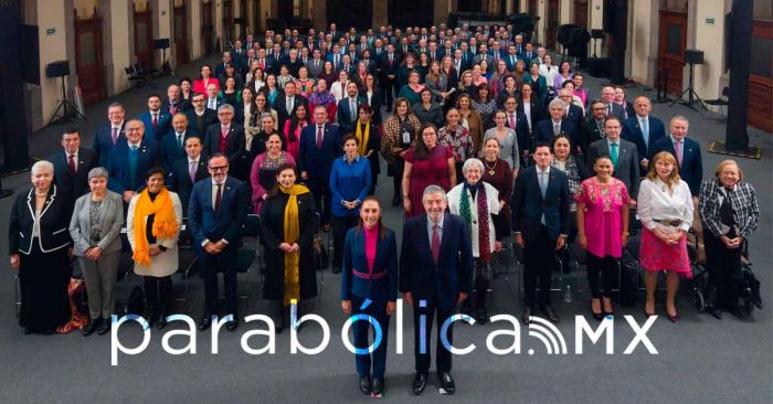 Cierra Sheinbaum filas con diplom&aacute;ticos mexicanos