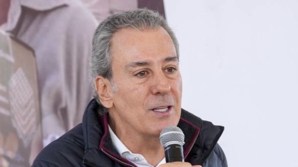 Entrega Pepe Chedraui m&aacute;s de 2 mil 600 despensas en San Baltazar Tetela