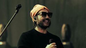 Tras sismo, Beto Cuevas se avienta &ldquo;palomazo&rdquo; en la CDMX