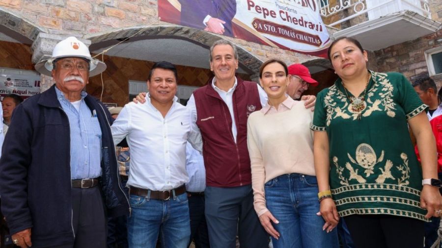 Acerca Pepe Chedraui seguridad, salud y servicios a Santo Tom&aacute;s Chautla