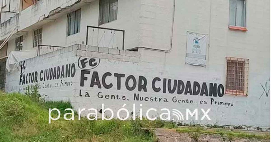 Ironiza Micalco con promoci&oacute;n de Polo de Lara; cuestiona pinta de bardas