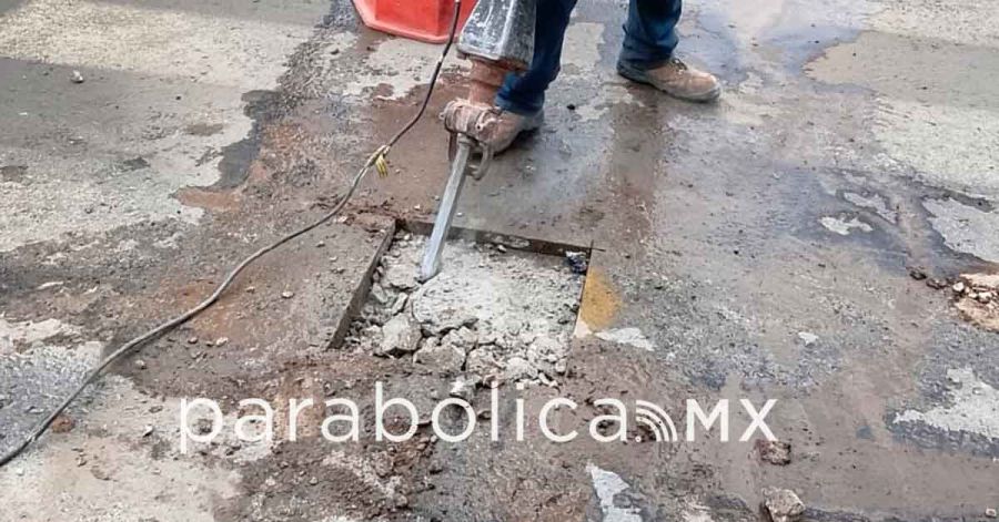 Se deslinda Agua de Puebla de da&ntilde;os en la calle 7 Sur