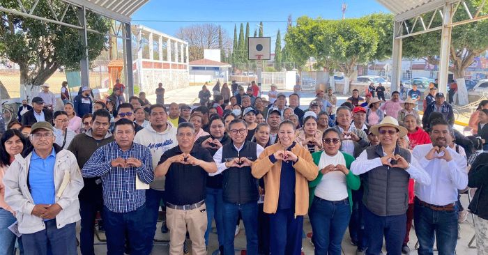 Trabajo de gesti&oacute;n y suma de voluntades permiten el bienestar en San Baltazar Tetela: Jos&eacute; Luis Figueroa