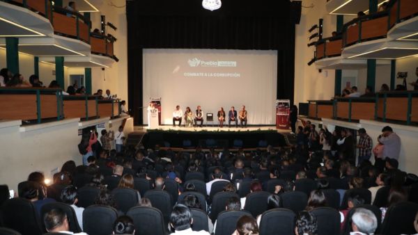 Capacita Contralor&iacute;a municipal a 400 personas servidoras p&uacute;blicas