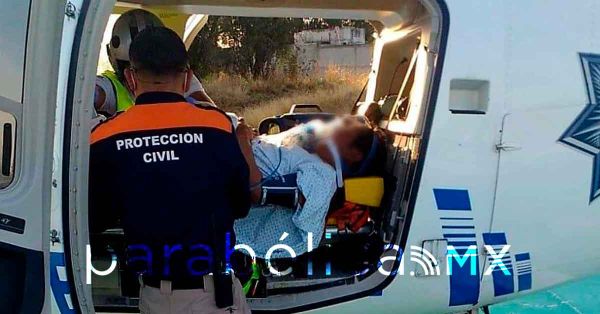 Traslada Salud por v&iacute;a a&eacute;rea a hombre con neumon&iacute;a de Acatzingo al Hospital General de Cholula