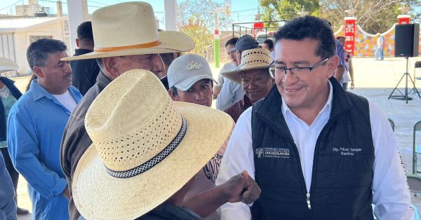 Fortalece Pavel Gaspar cercan&iacute;a, di&aacute;logo y trabajo conjunto en favor de la Mixteca